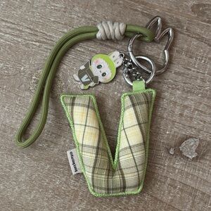 POP MART PIN FOR LOVE